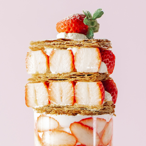 写真：ストロベリーパフェ