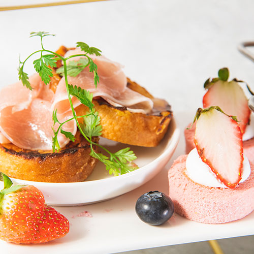 写真：アフタヌーンティセット